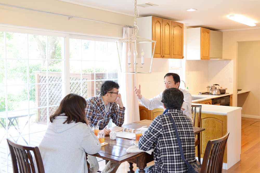 石田ホームそうさ展示場でのお打ち合わせ