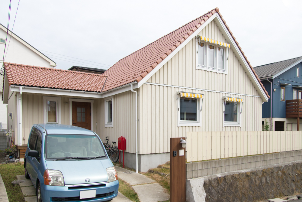千葉県八千代市の大屋根の北欧輸入住宅